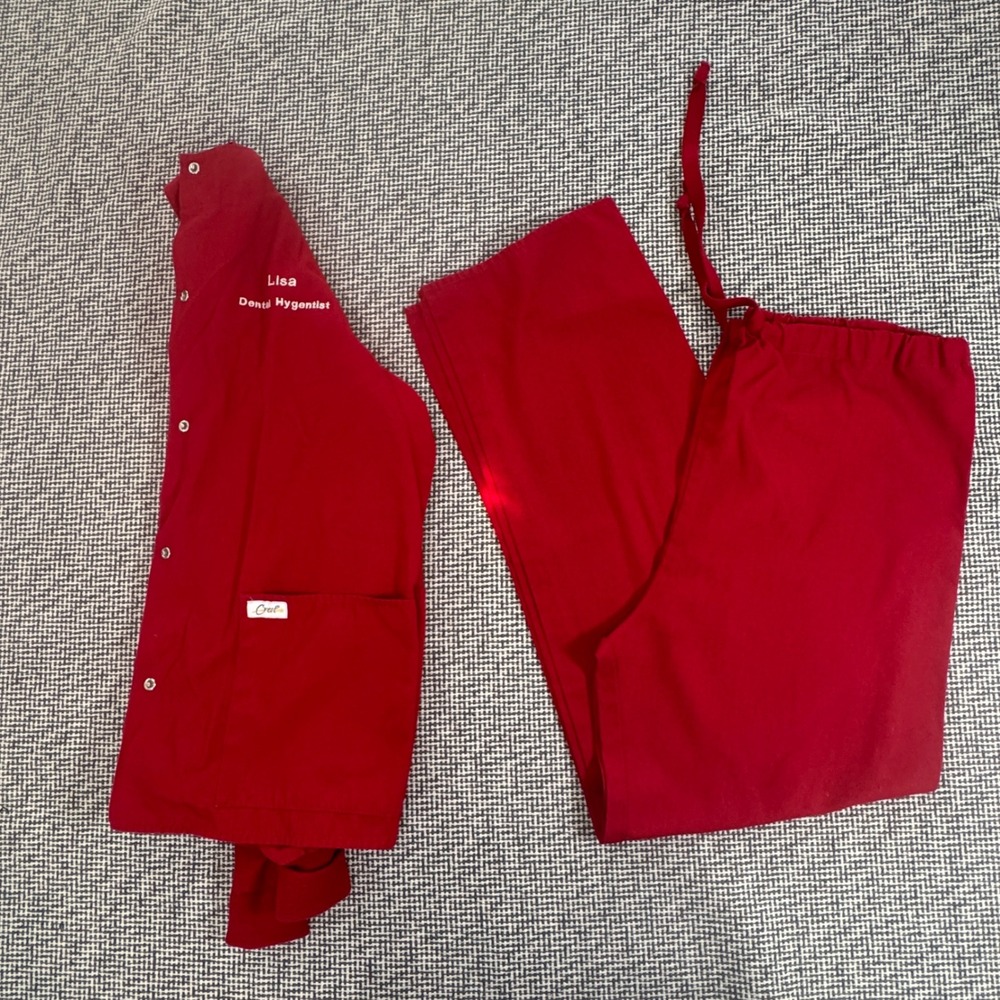 Crest Red Scrub Set Long Sleeve Snap Jacket Drawstring Pants Lisa Dental Small